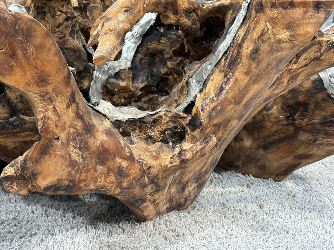 Baumwurzel Couchtisch Root aus Teakholz