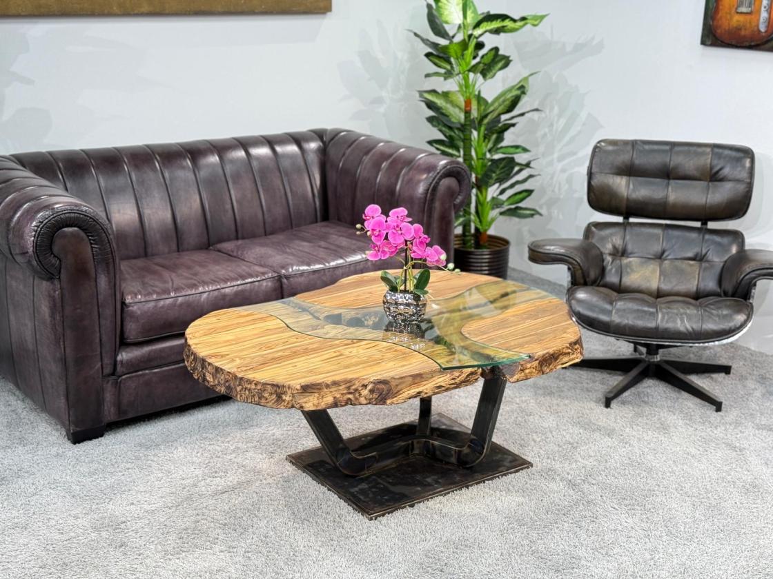 Wohnzimmertisch aus Holz edler Couchtisch Designtisch