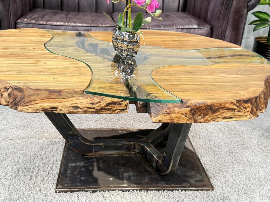 Wohnzimmertisch aus Holz edler Couchtisch Designtisch