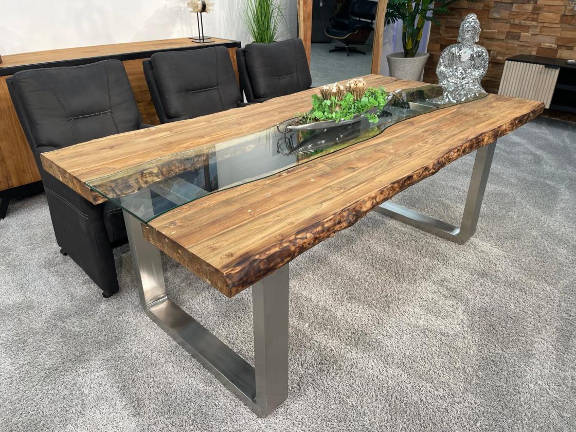 Edler Esstisch Old Elements aus Altholz massiv rechteckig modern rustikal