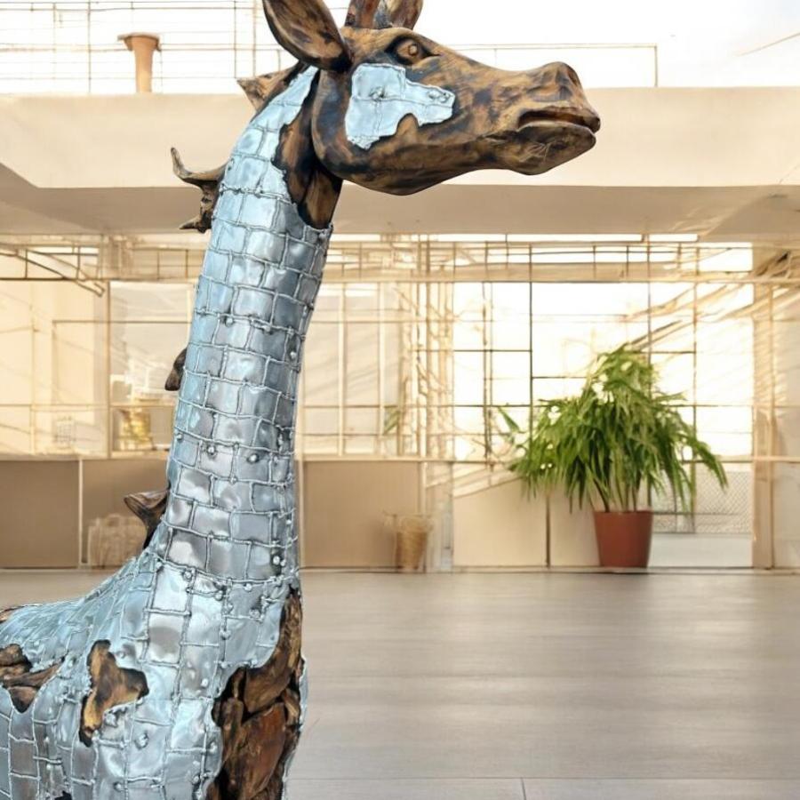 Einmalige Dekoration Skulptur Giraffe