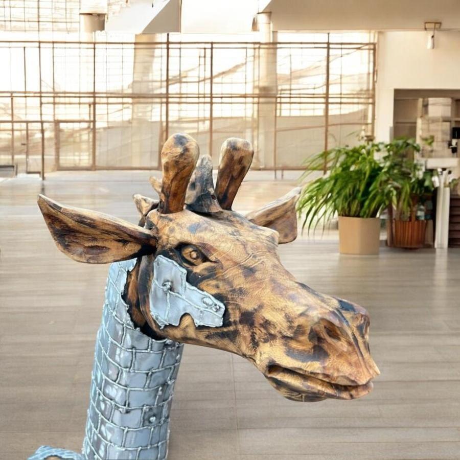 Einmalige Dekoration Skulptur Giraffe