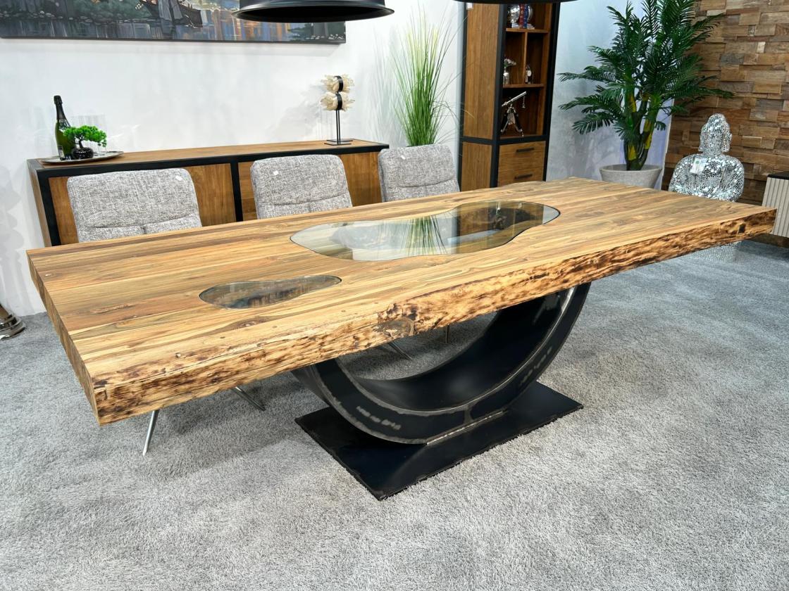 Esstisch / Massivholztisch "Deep Island" ca. 250 x 103-106 x 77 cm aus recyceltem Altholz mit Rohstahlgestell