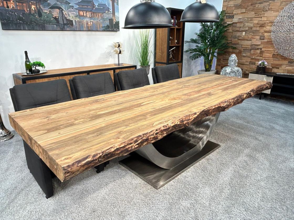 Großer Esstisch 300 cm für 12 Personen