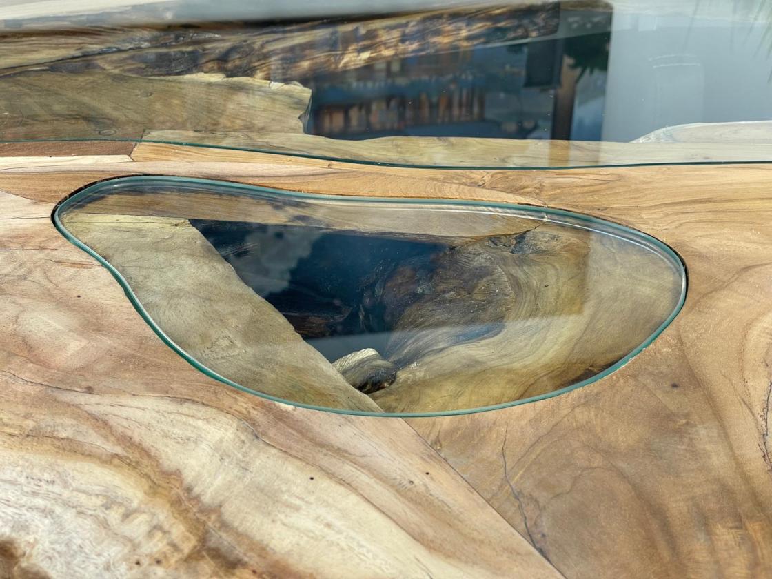 Esstisch Expression aus Teakholz mit Glaseinlagen und Edelstahlgestell