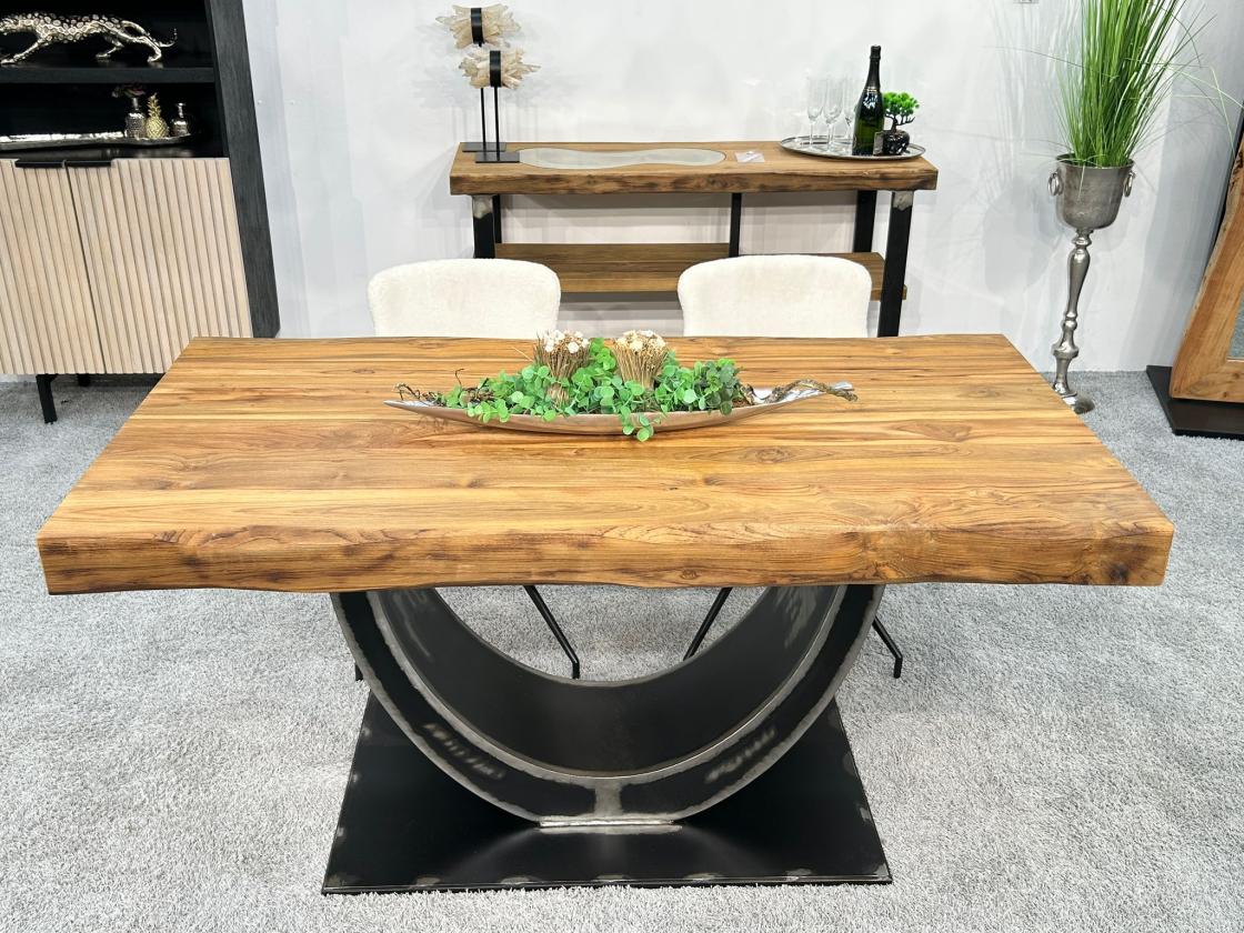 Esstisch fuer 6 Personen Deep Island Bestellware
