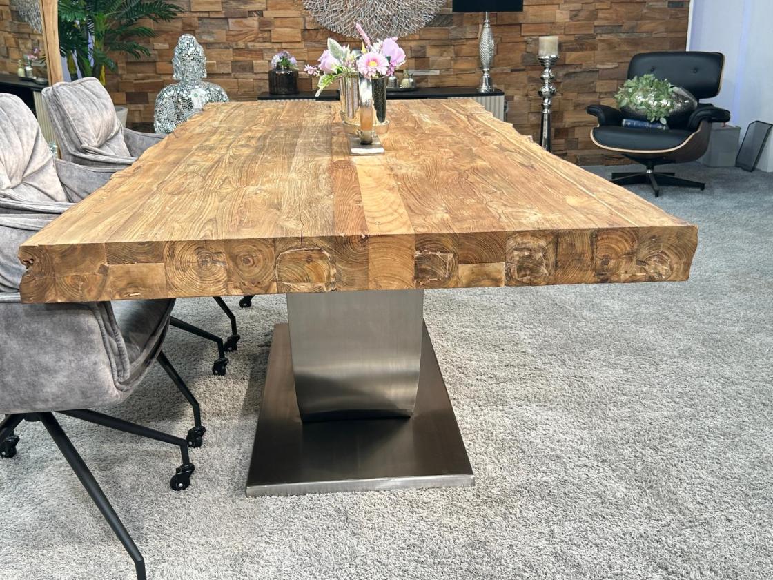 Wohnzimmertisch Deep Island 220x100 aus massivem Altholz und Edelstahl