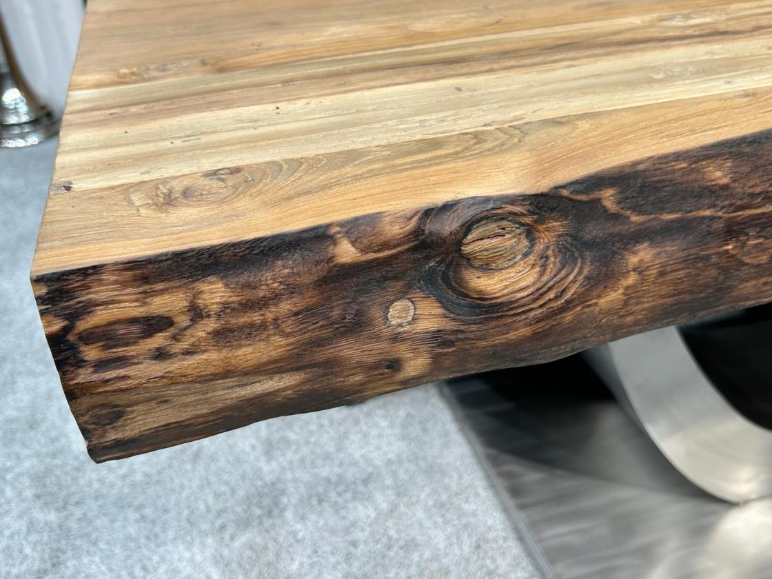 Esszimmertisch für 6 Personen aus Massivholz Bestellware