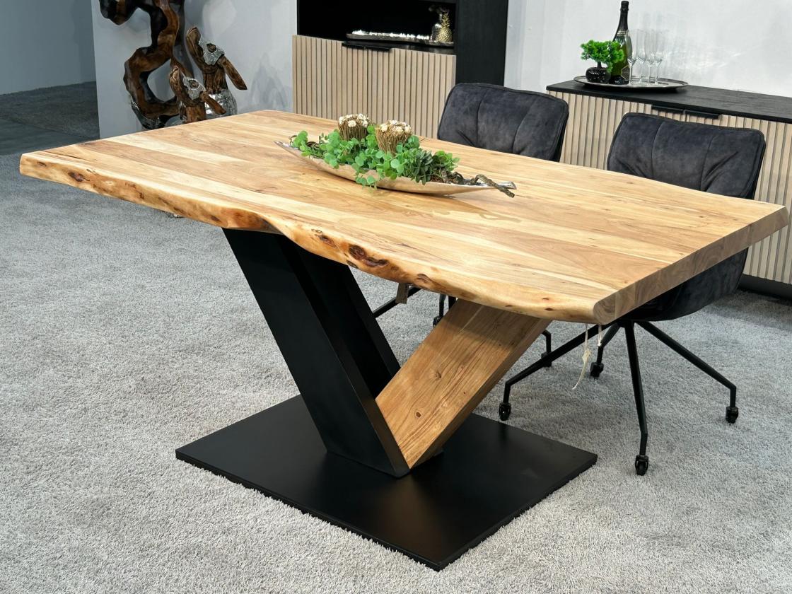 Esszimmertisch Akazie 180 cm