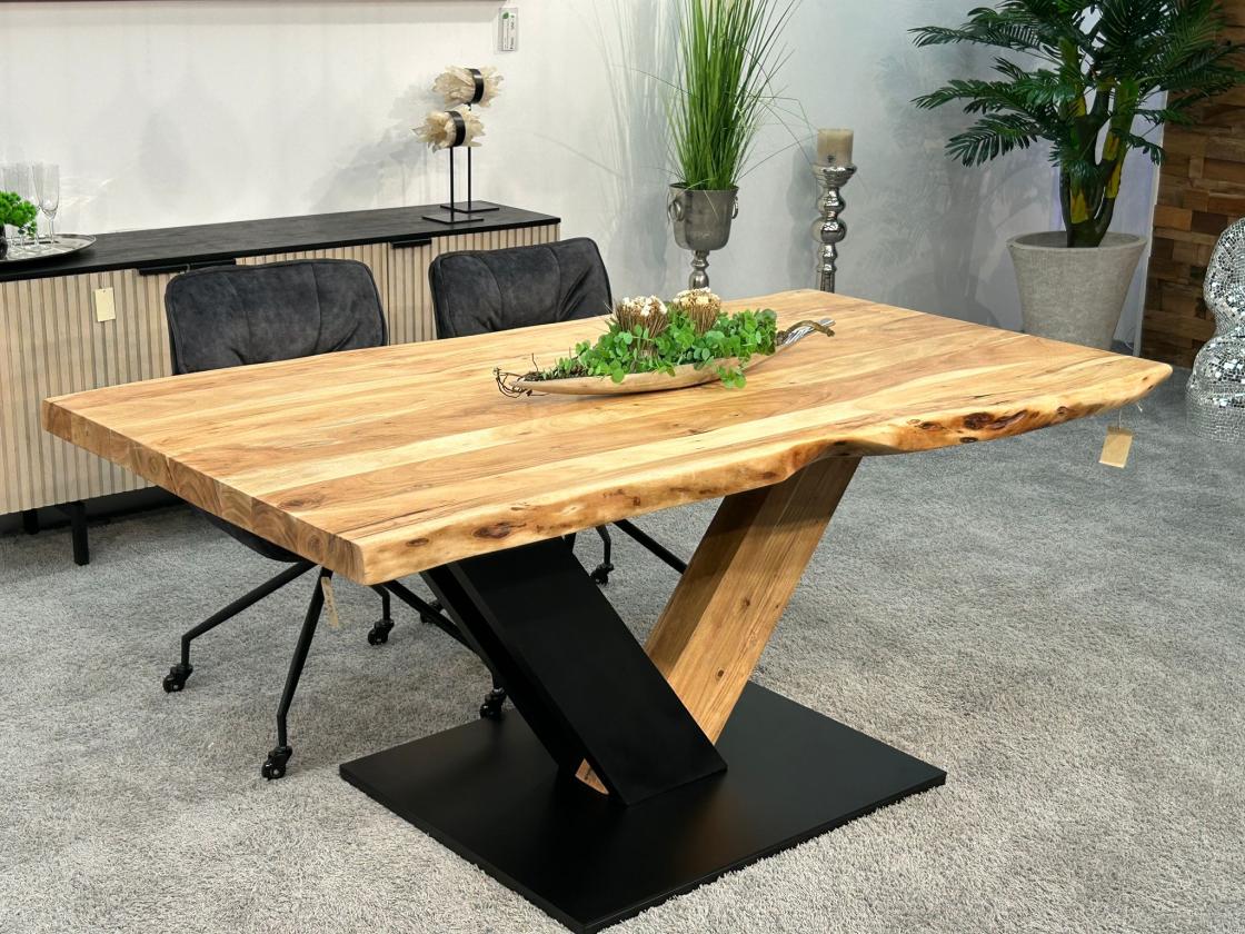 Esszimmertisch Akazie 180 cm