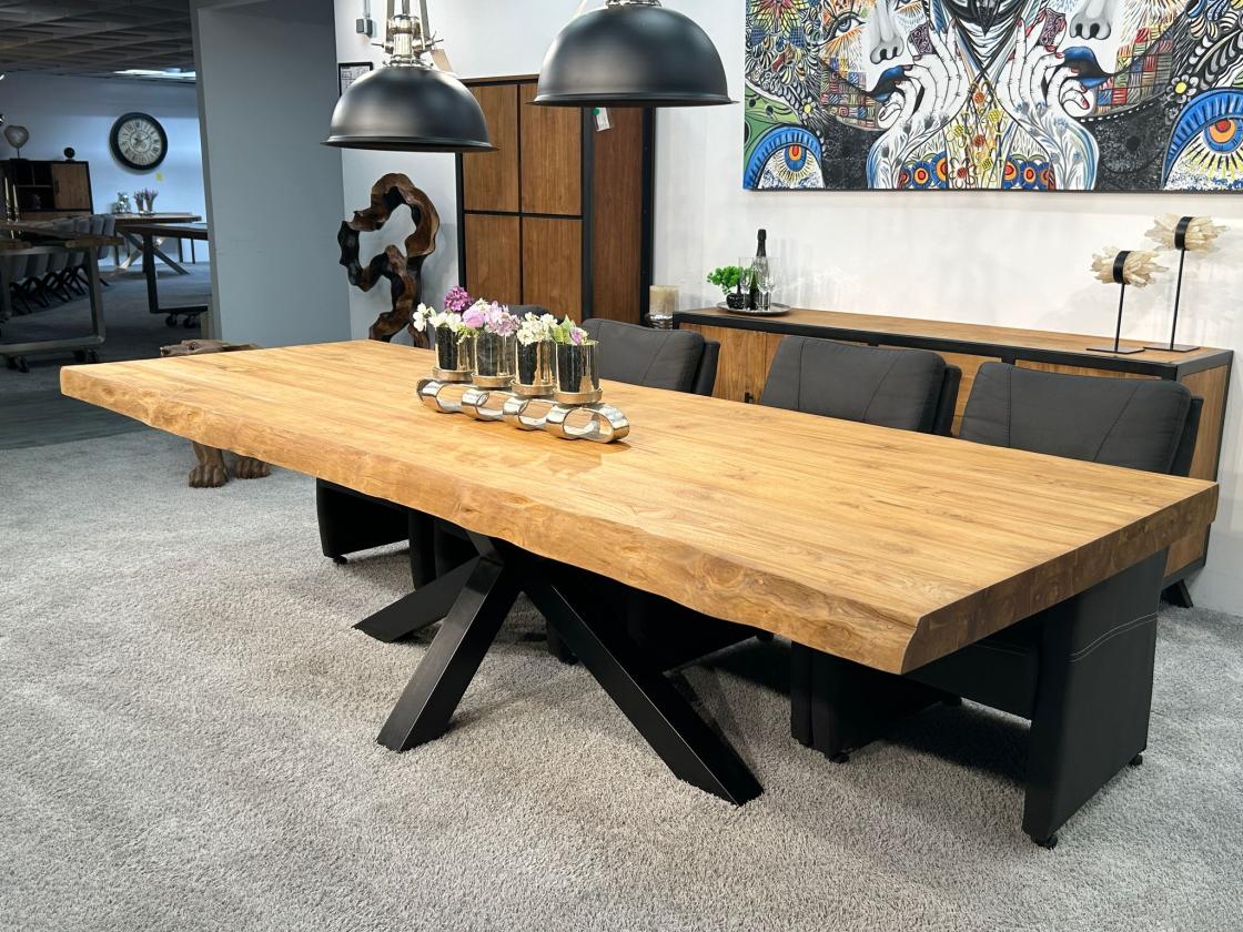 Esstisch mit Baumkante Atlanta 300 cm