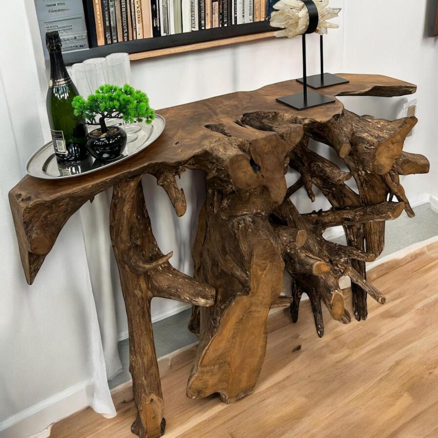 Konsole aus einer Baumwurzel Teak