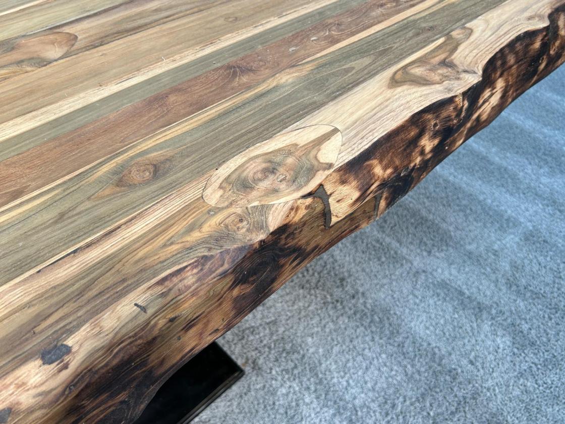 Langer Massivholztisch 300cm Deep Island aus Holz