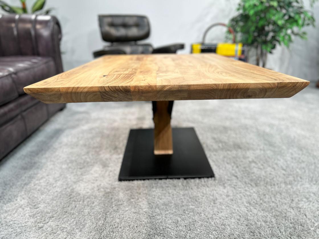 Couchtisch aus Akazie "CLIFF" im Format 120 x 80 cm mit Schweizer Kante