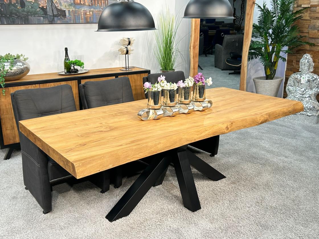 Massiver Esszimmertisch Atlanta 220 cm
