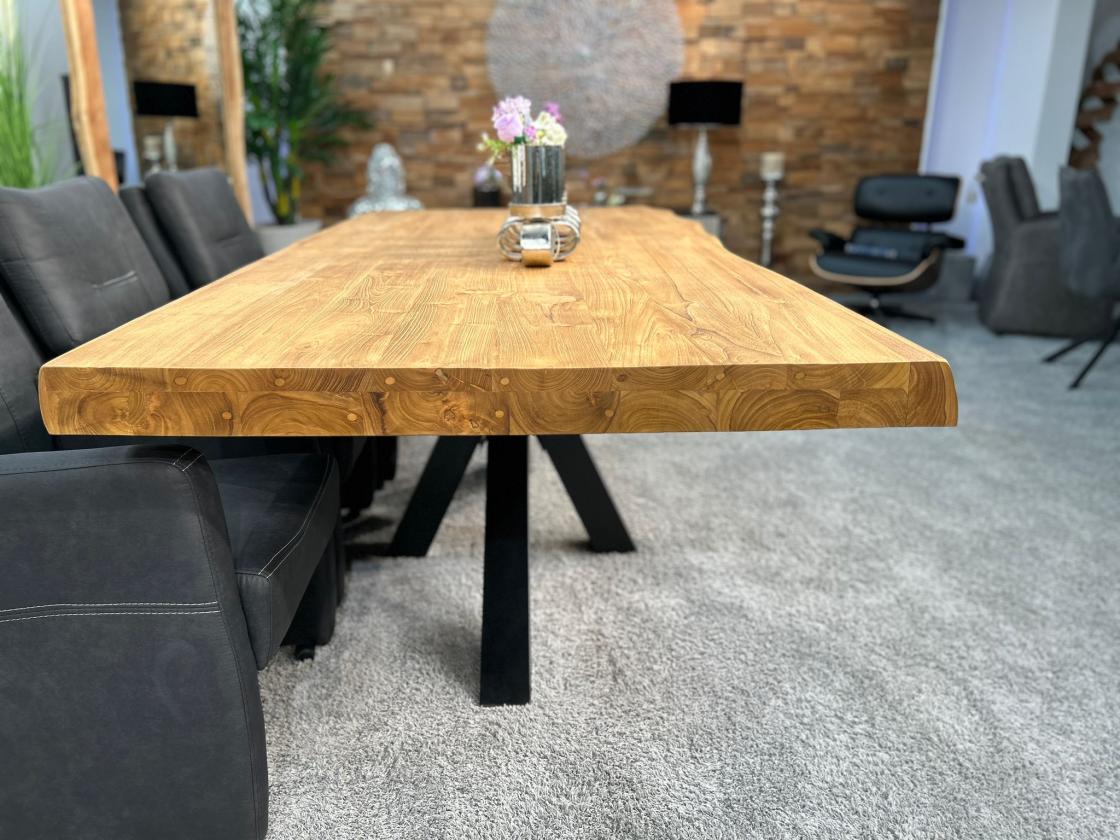 Massiver Esszimmertisch Atlanta 220 cm