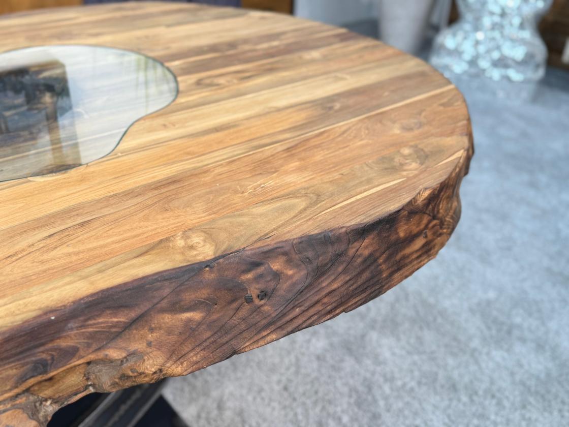 Massiver Holtisch Fusion aus recyceltem Holz