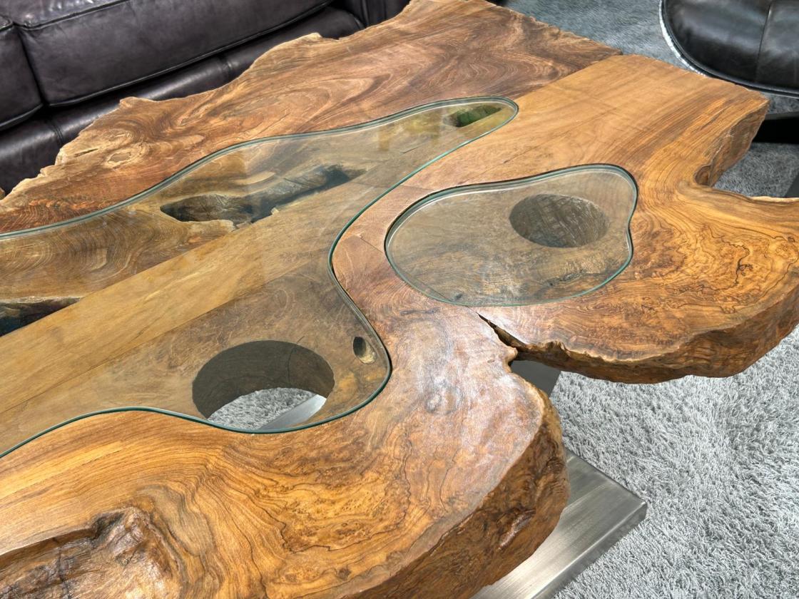 Massivholz Couchtisch Baumstamm Baumscheibe Expression Handarbeit