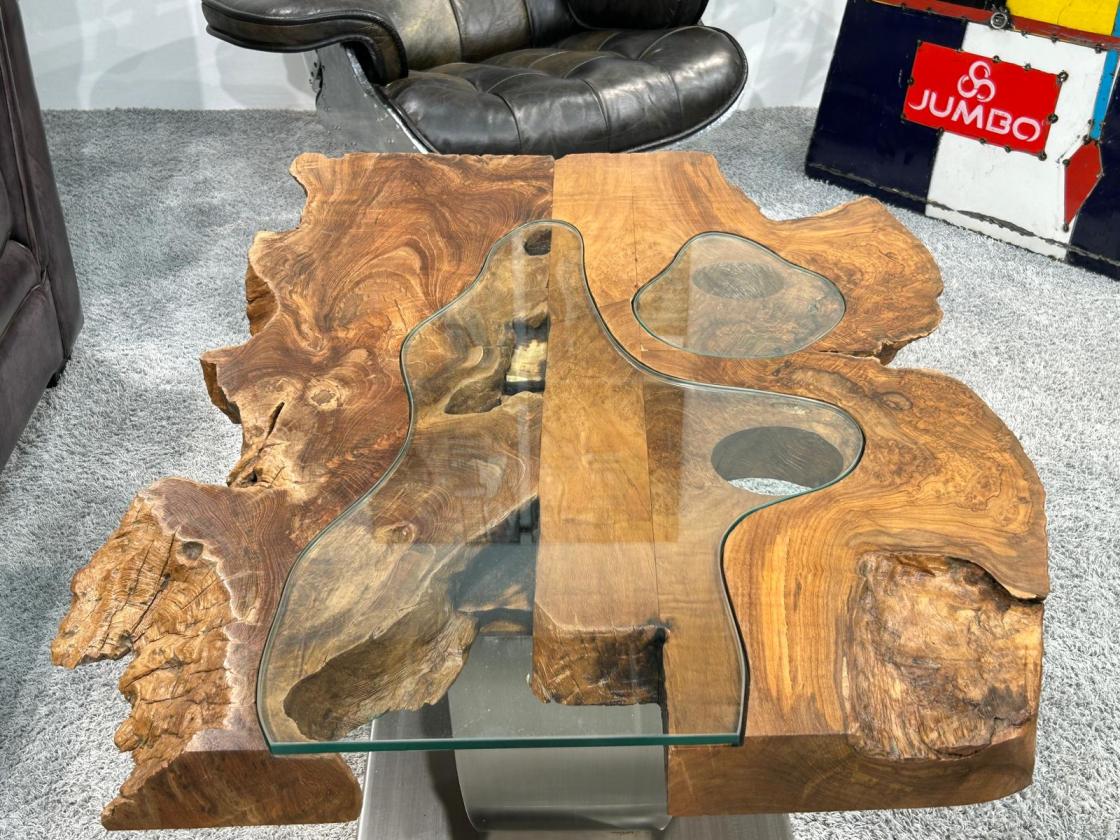 Massivholz Couchtisch Baumstamm Baumscheibe Expression Handarbeit