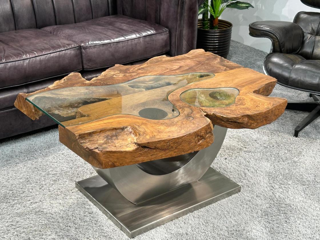 Massivholz Couchtisch Baumstamm Baumscheibe Expression Handarbeit