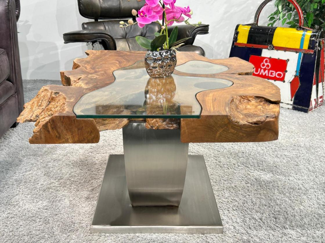 Massivholz Couchtisch Baumstamm Baumscheibe Expression Handarbeit