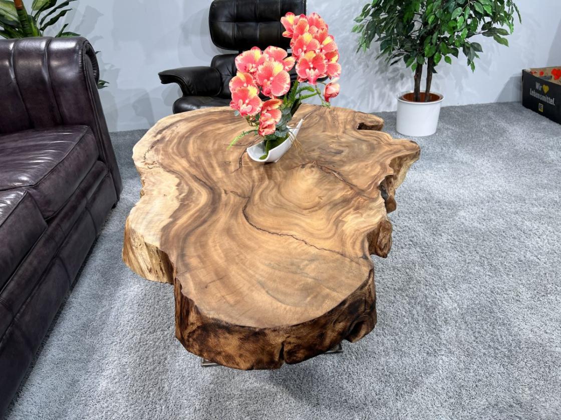 Massivholz Couchtisch "Bromo" 140 cm