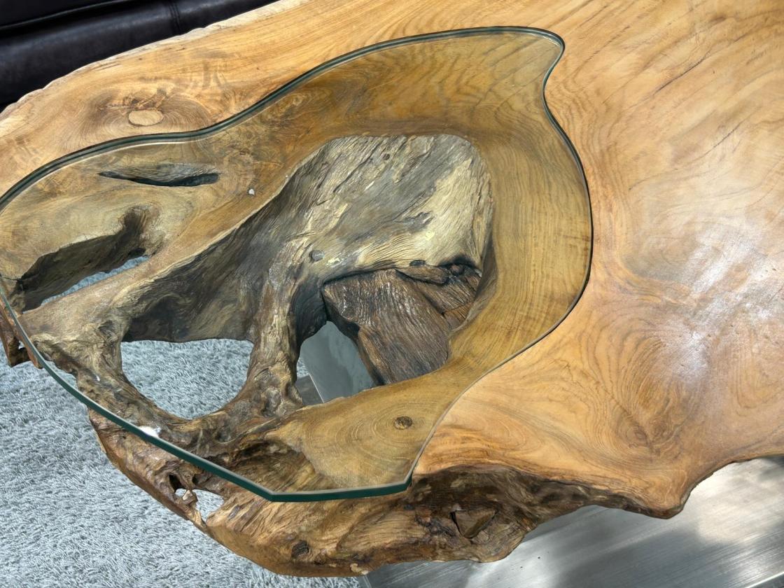 Massivholz Couchtisch Baumstamm Baumscheibe Expression Handarbeit