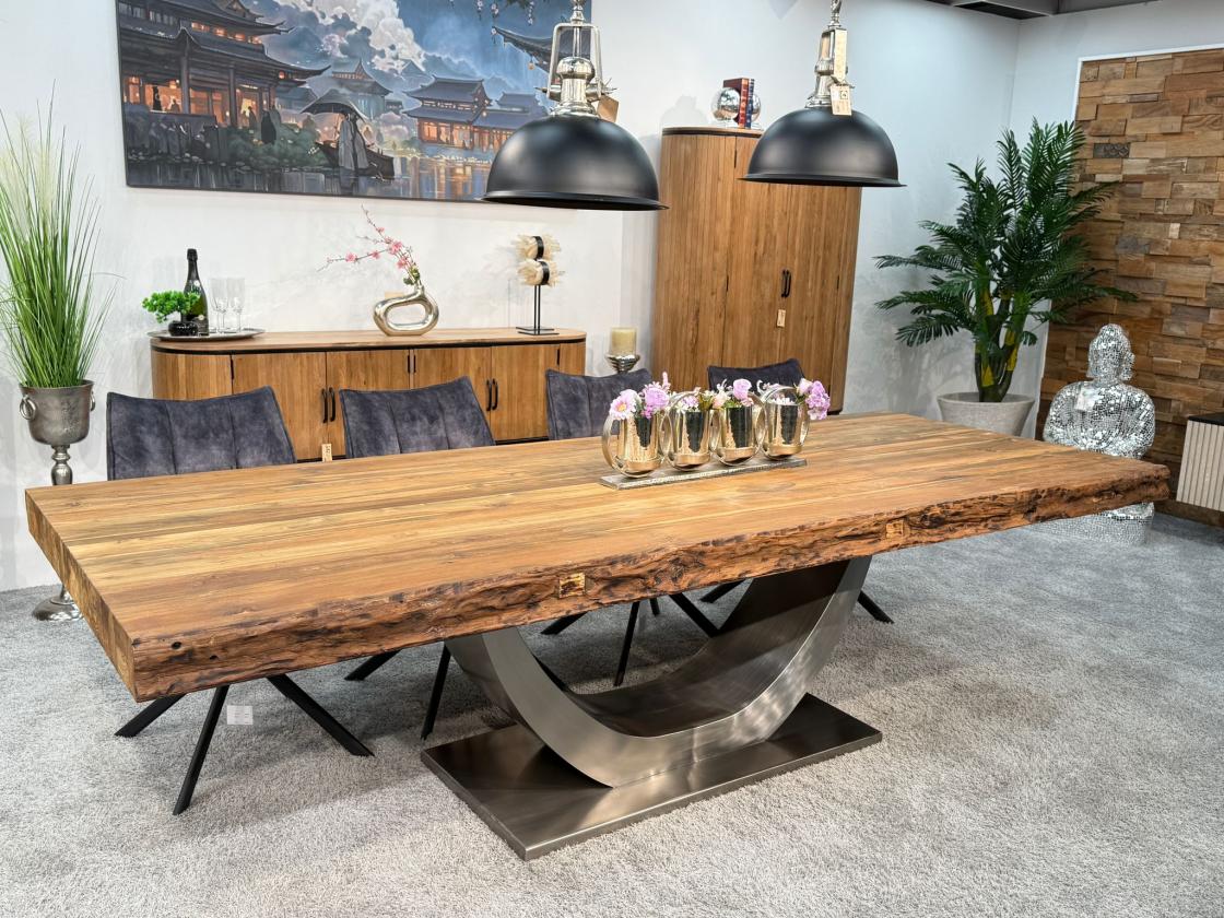 Esstisch Deep Island aus recyceltem Holz