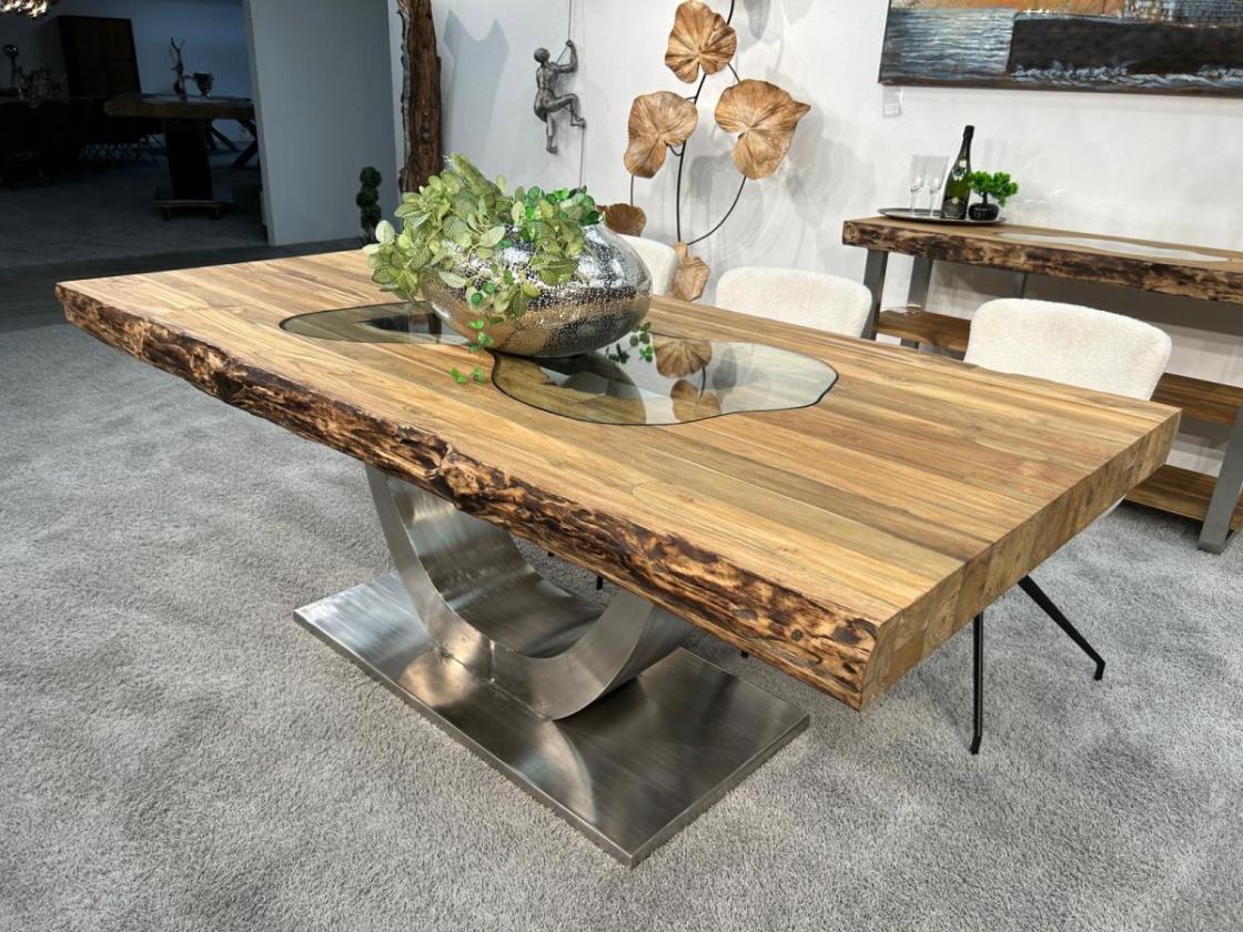Massivholztisch aus recyceltem Altholz Deep Island