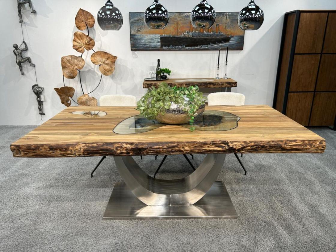 Massivholztisch aus recyceltem Altholz Deep Island