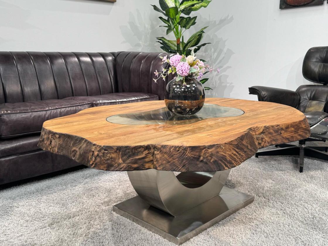 Außergewöhnlicher Couchtisch Fusion aus Holz