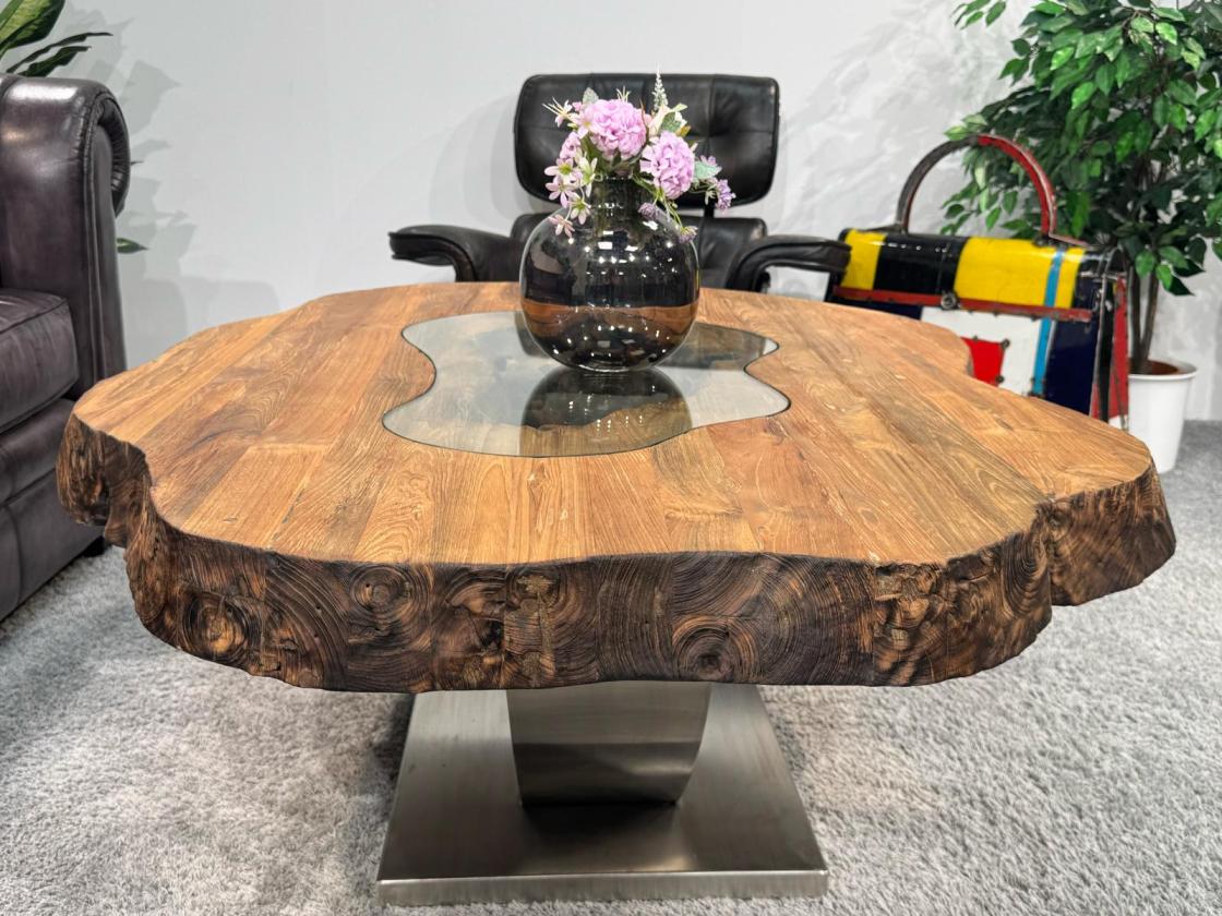 Außergewöhnlicher Couchtisch Fusion aus Holz