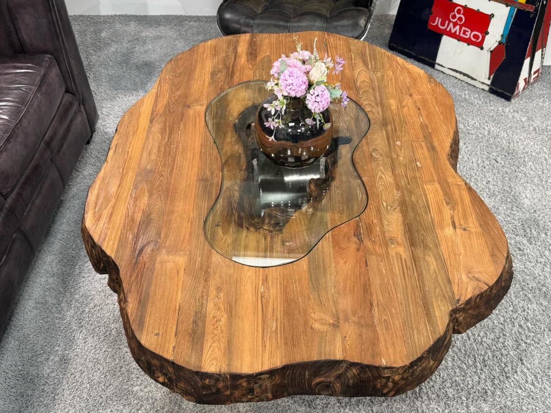 Außergewöhnlicher Couchtisch Fusion aus Holz