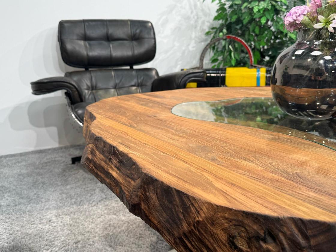 Außergewöhnlicher Couchtisch Fusion aus Holz