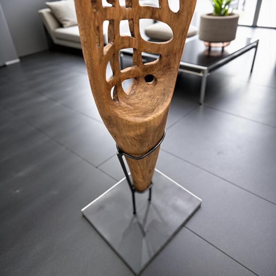Holzskulptur Aufsteller Baumstamm 3D-Optik