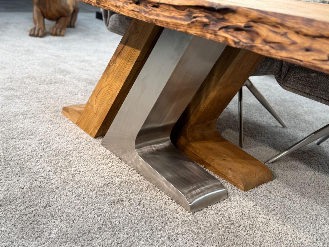 Deep Island - Moderner Esstisch aus Holz 220 cm lang