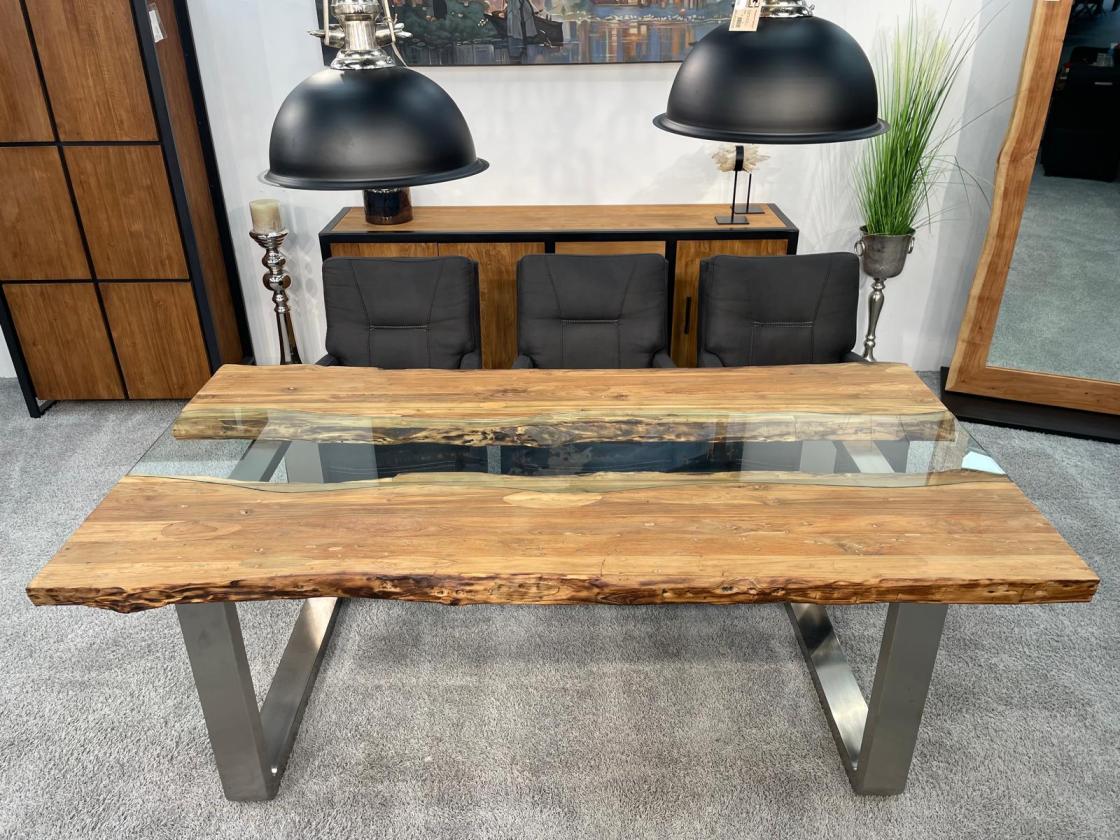 Massiver Design Esstisch mit Kufen und Glaselementen