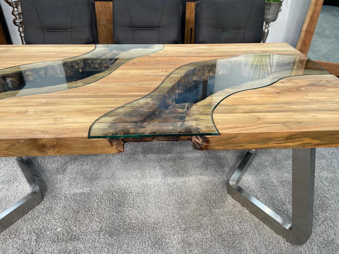 Moderner Esszimmertisch Landscape aus Altholz Holz eckig massiv Esszimmerideen