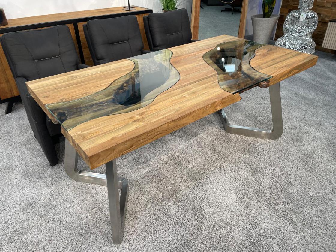 Moderner Esszimmertisch Landscape aus Altholz Holz eckig massiv Esszimmerideen