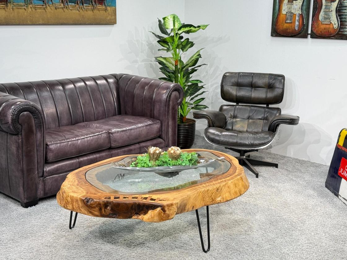 Wohnzimmertisch LAKESIDE, ca. 135 x 90 x 40 cm, aus einem Baumstamm (Suar)