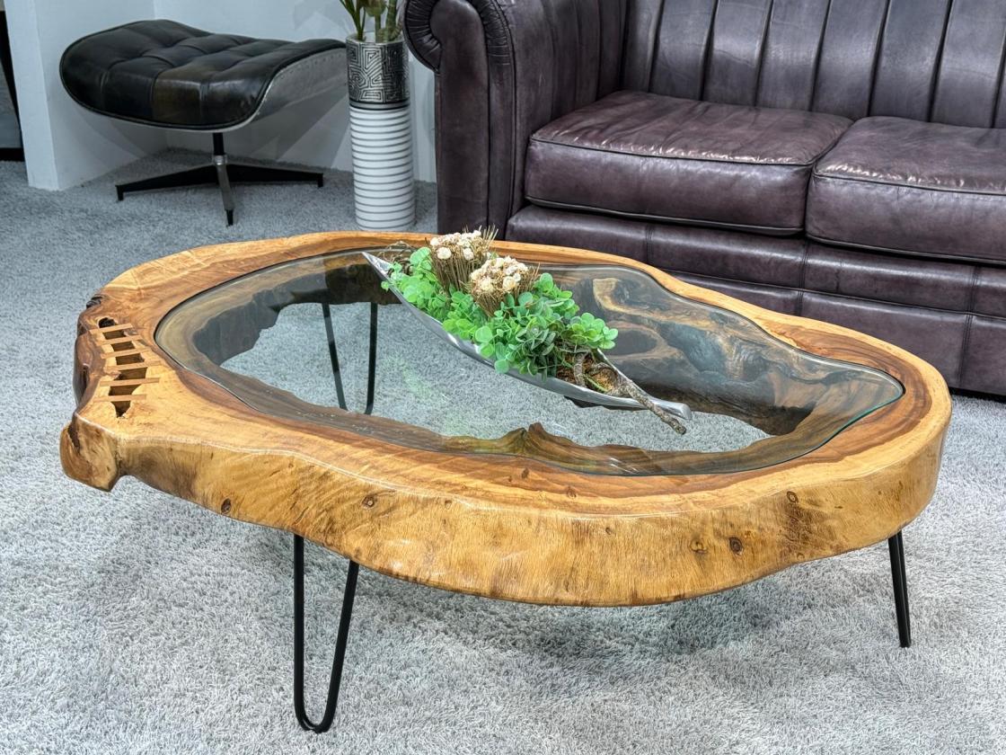 Massiver runder Couchtisch Baumstamm mit Metallgestell