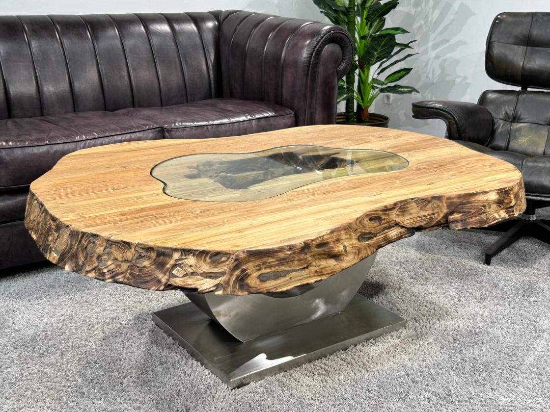 Couchtisch mit ovaler Form aus Holz