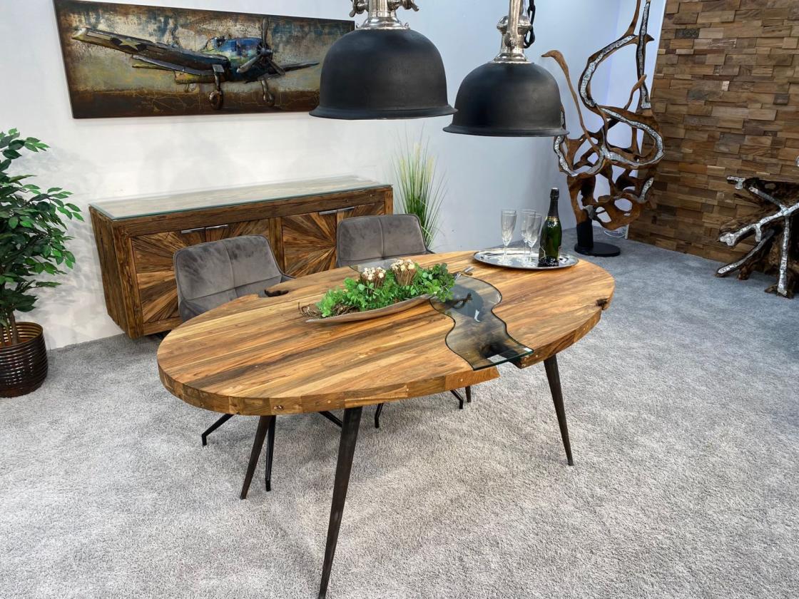 Ovaler Esstisch aus recyceltem Teakholz (180 x 100 x 77 cm) "Canyon" mit einem Tischgestell aus Rohstahl
