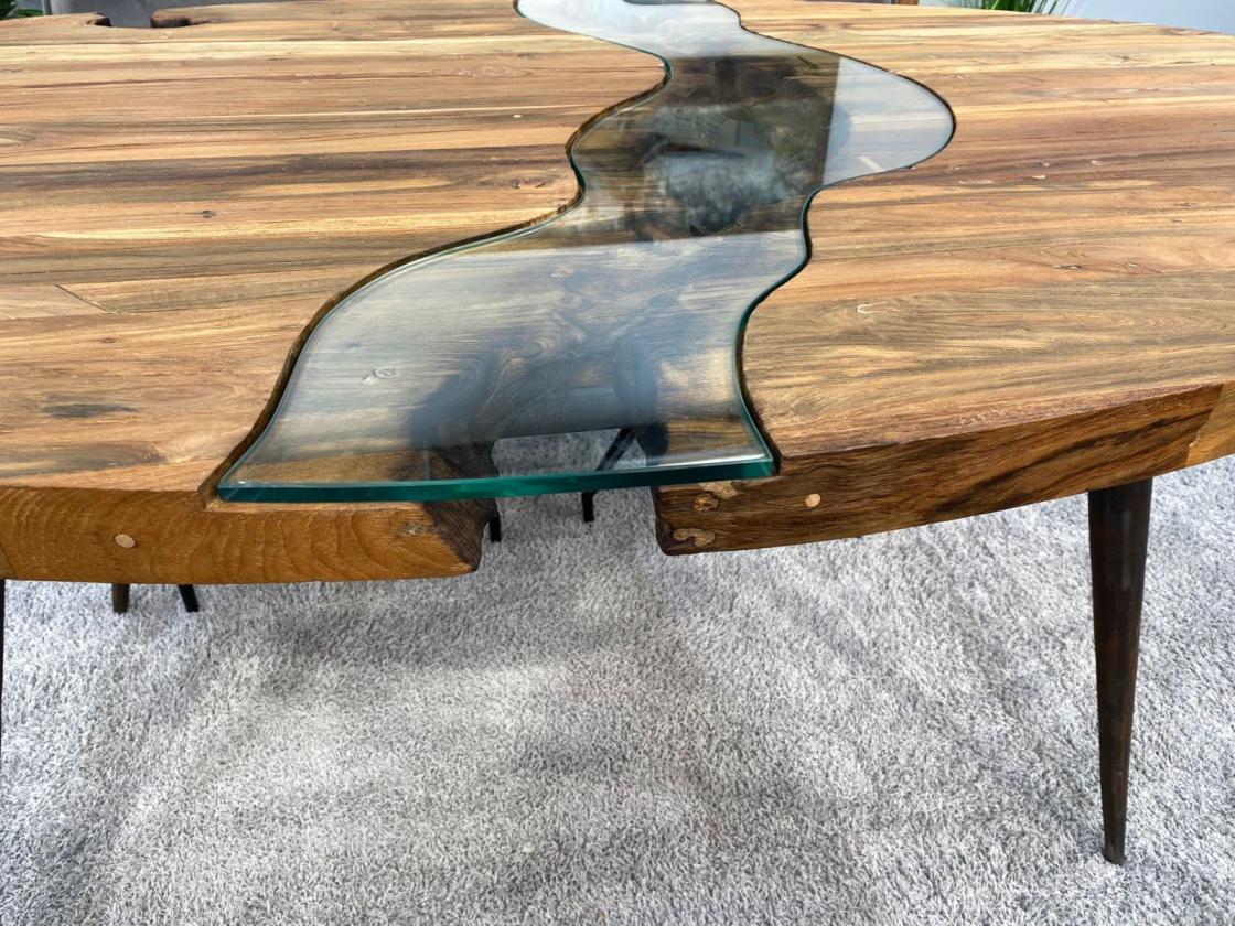 Ovaler Esstisch aus recyceltem Teakholz (180 x 100 x 77 cm) "Canyon" mit einem Tischgestell aus Rohstahl