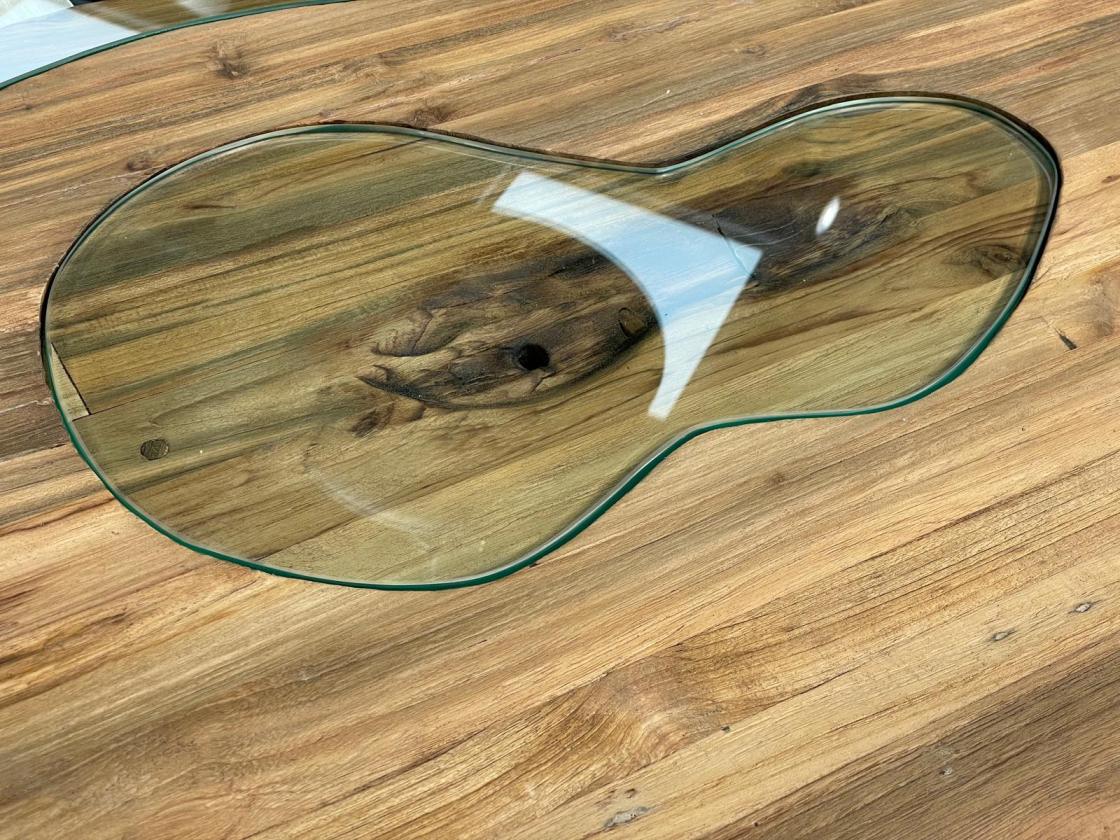 Runder Esstisch Eternia aus Holz einzigartig beeindruckend