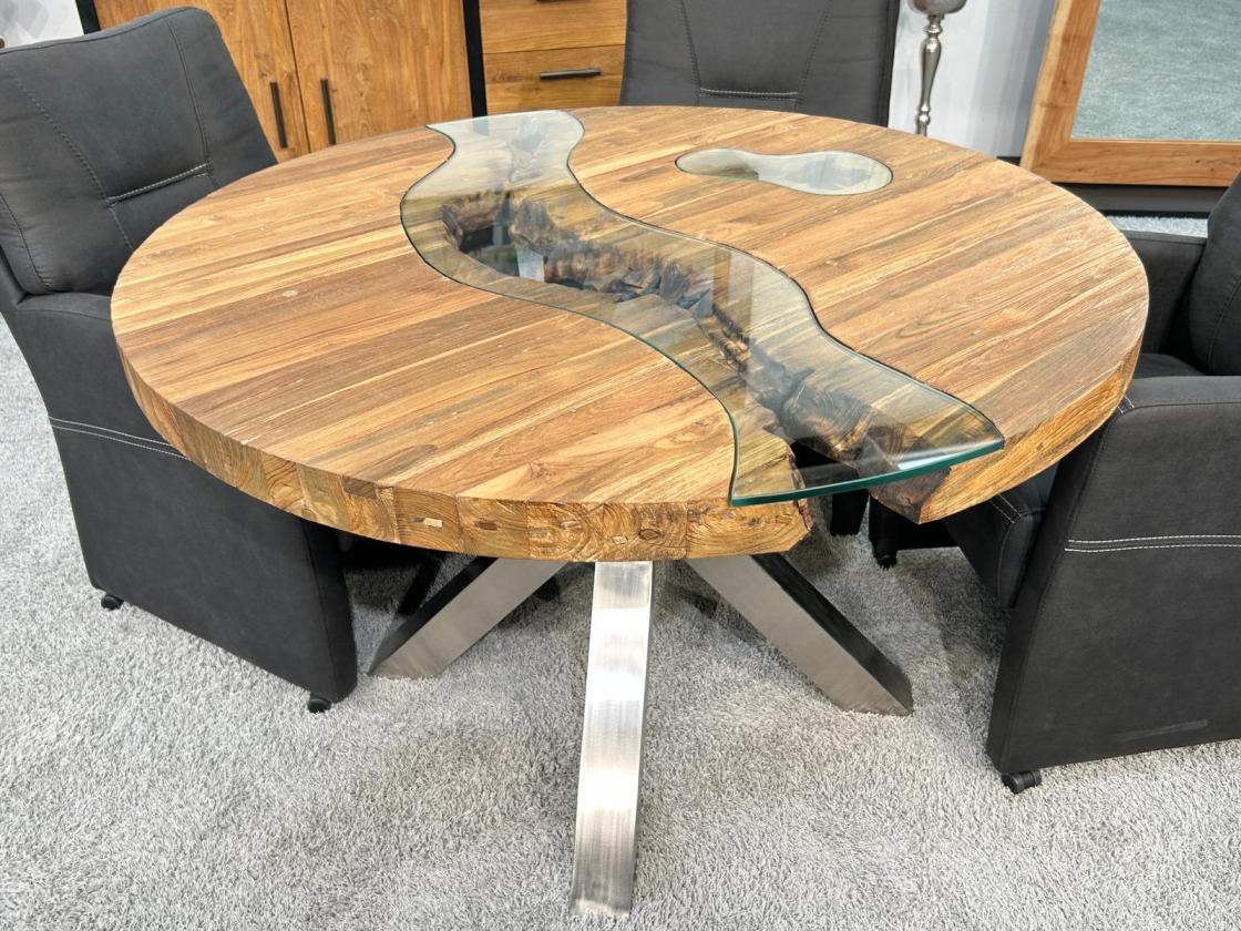 Runder Designtisch aus recyceltem Holz