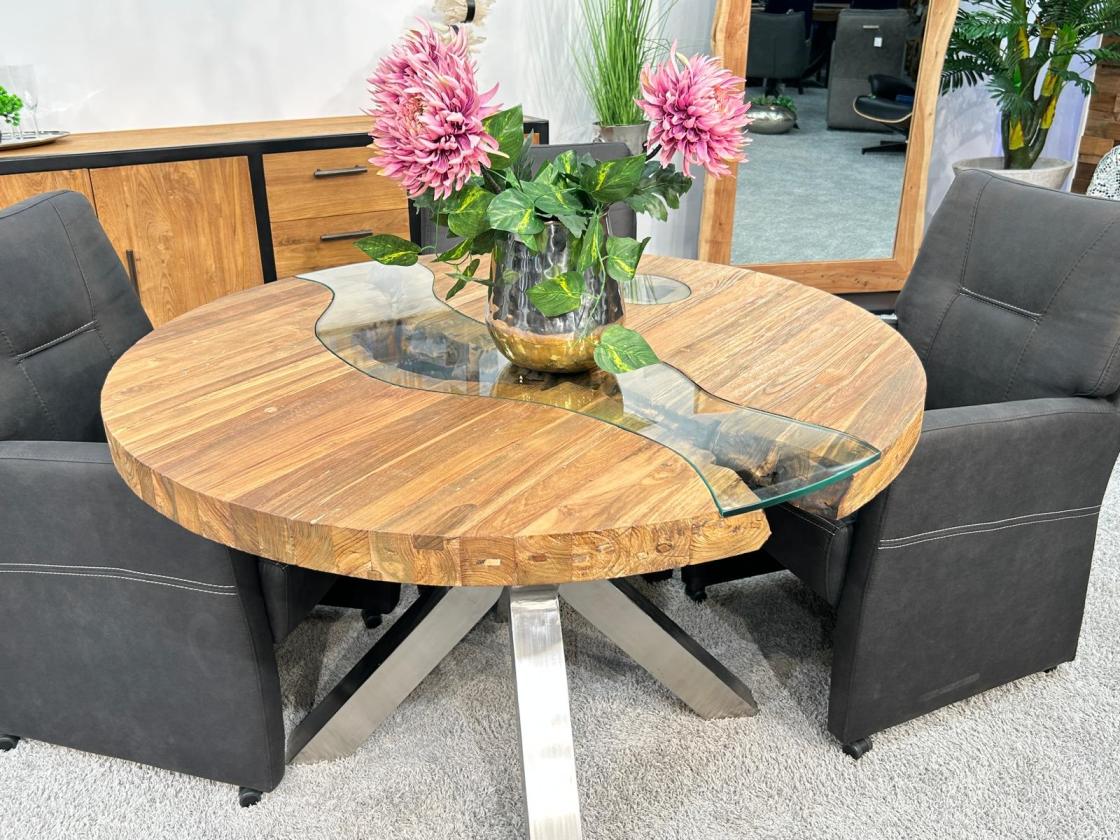 Runder Designtisch aus recyceltem Holz