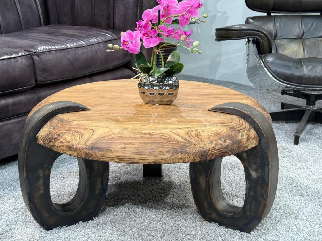 Runder Couchtisch aus Holz Clash