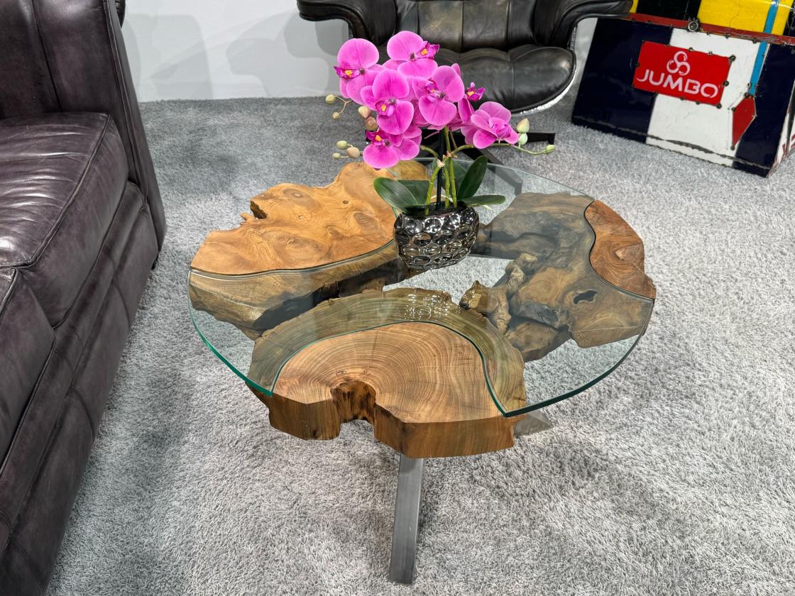 Wohnzimmertisch rund mit 6 cm massiver Tischplatte aus Teakholz