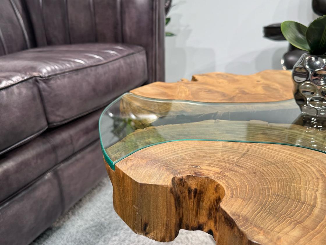 Wohnzimmertisch rund mit 6 cm massiver Tischplatte aus Teakholz